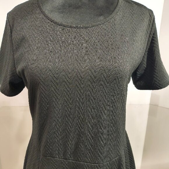 Magic Black Textured Short Sleeve Fit/Flare Midi Dress Women's Size Large - Picture 3 of 10